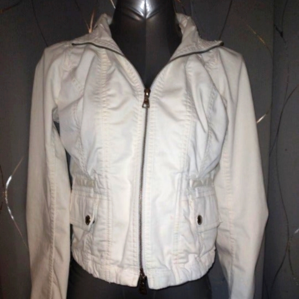 Abercrombie and Fitch White lightweight cotton blend Fall/Autumn Coat
